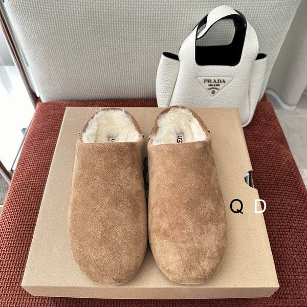UGG sz35-40 GDT1101