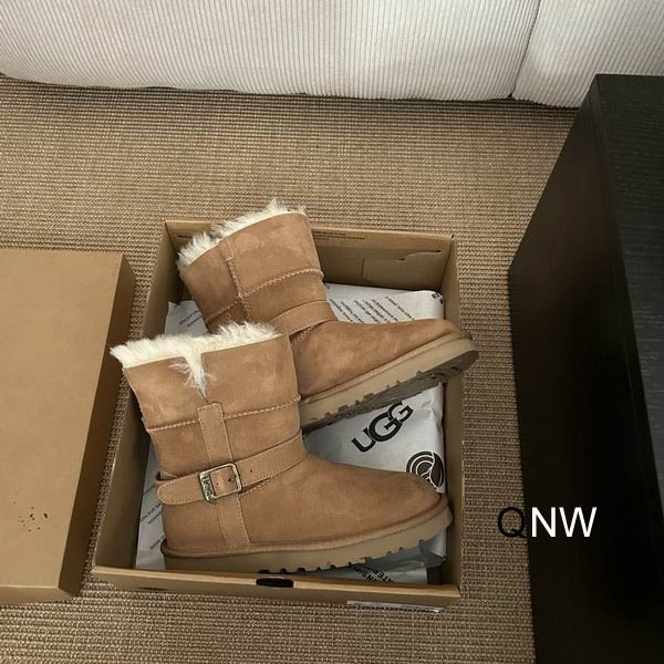 UGG sz35-40 N11142