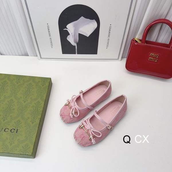 Gucci sz26-35 CX0302