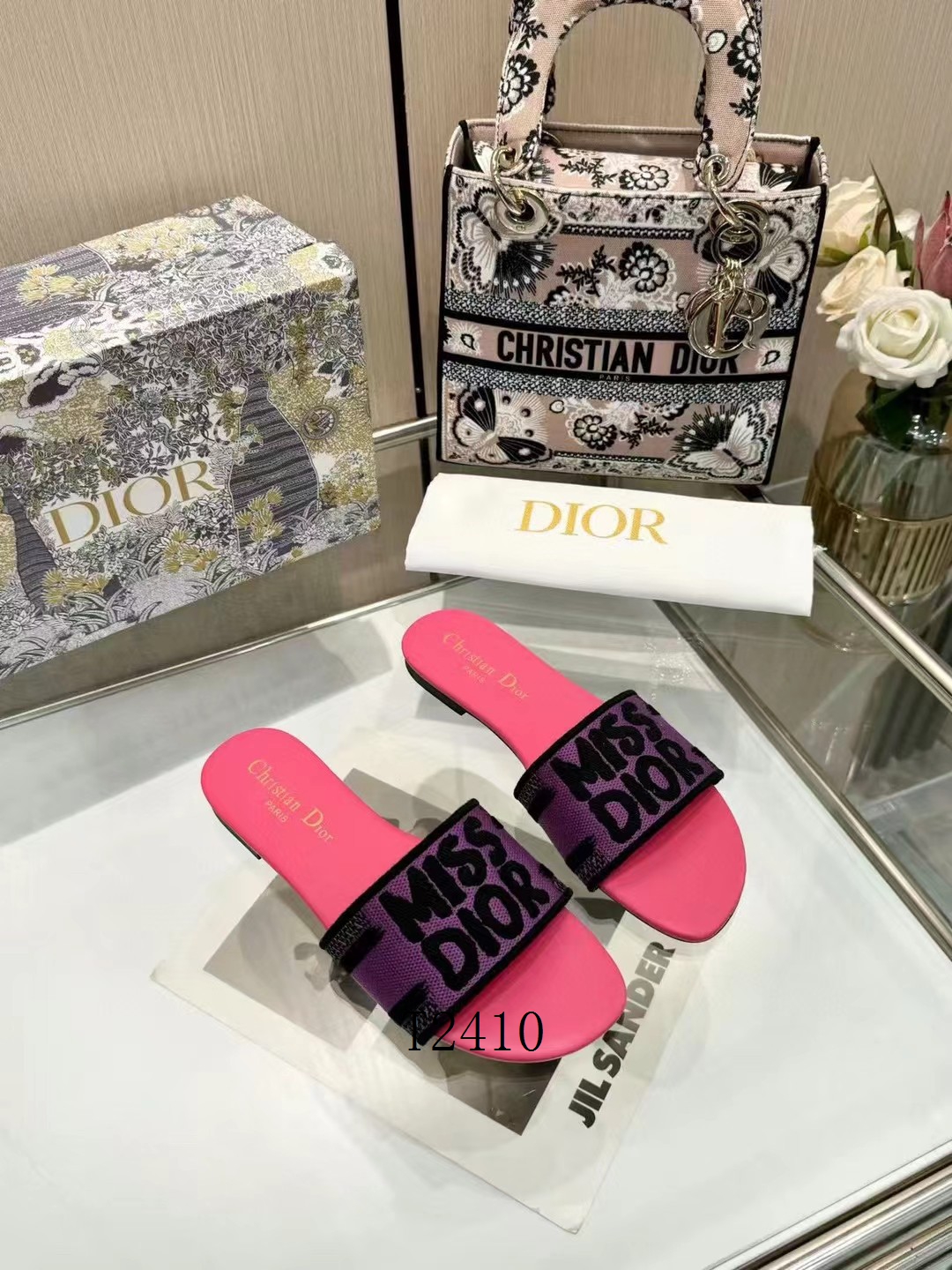 Dior ŮЬ 0819