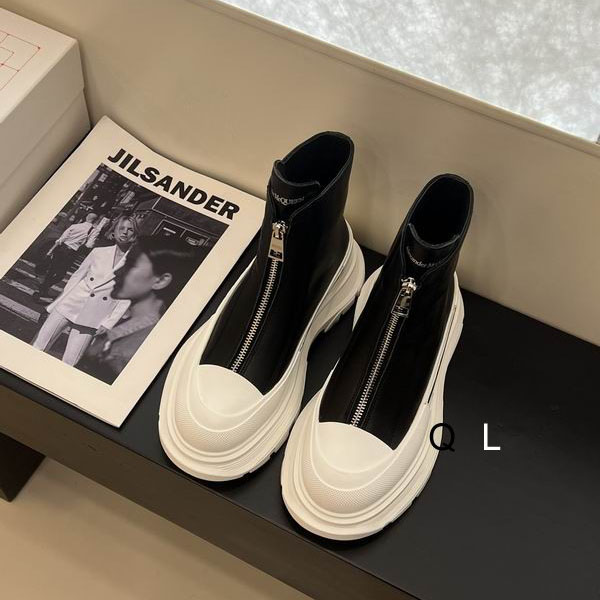 Alexander McQueen Ůѥ -