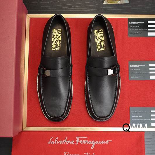 Ferragamo sz38-45 2C WM0206